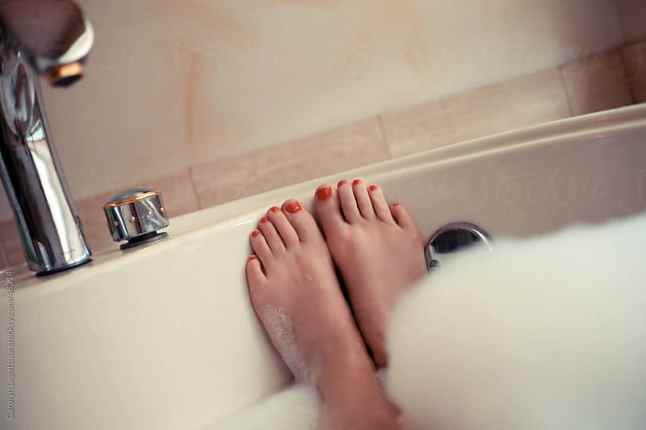 Bath feet.jpg